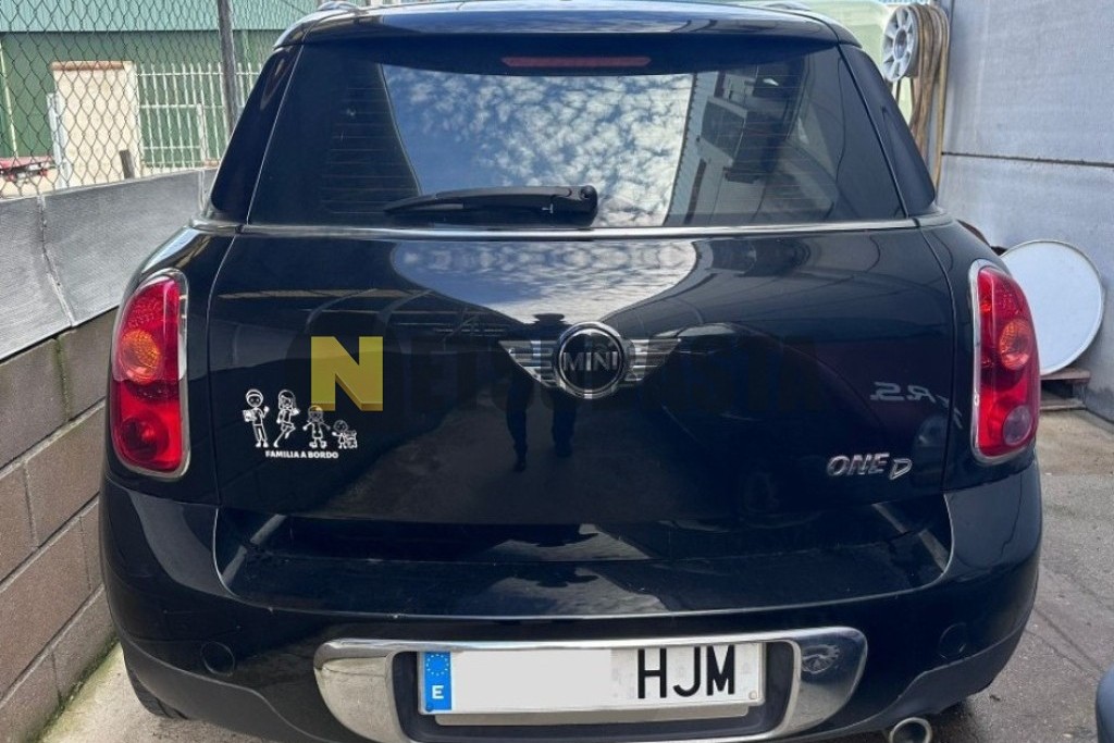 Mini Countryman One D 2012