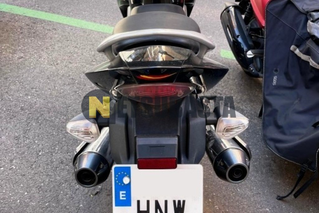 Suzuki Inazuma 250 2013