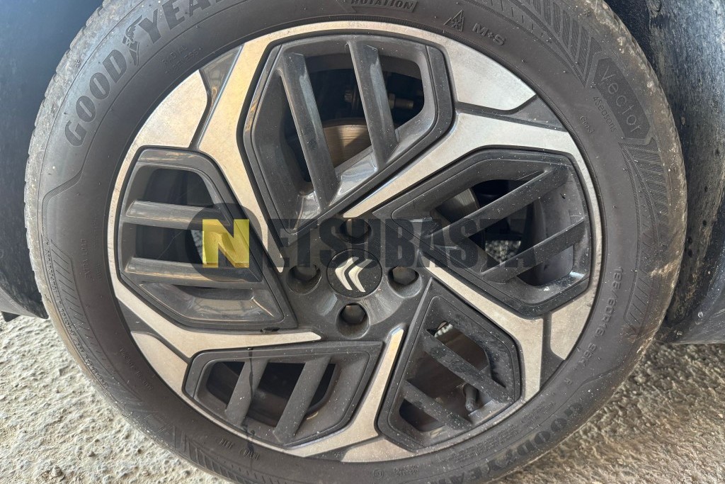 Citroën C4 1.2 PureTech EAT8 2024