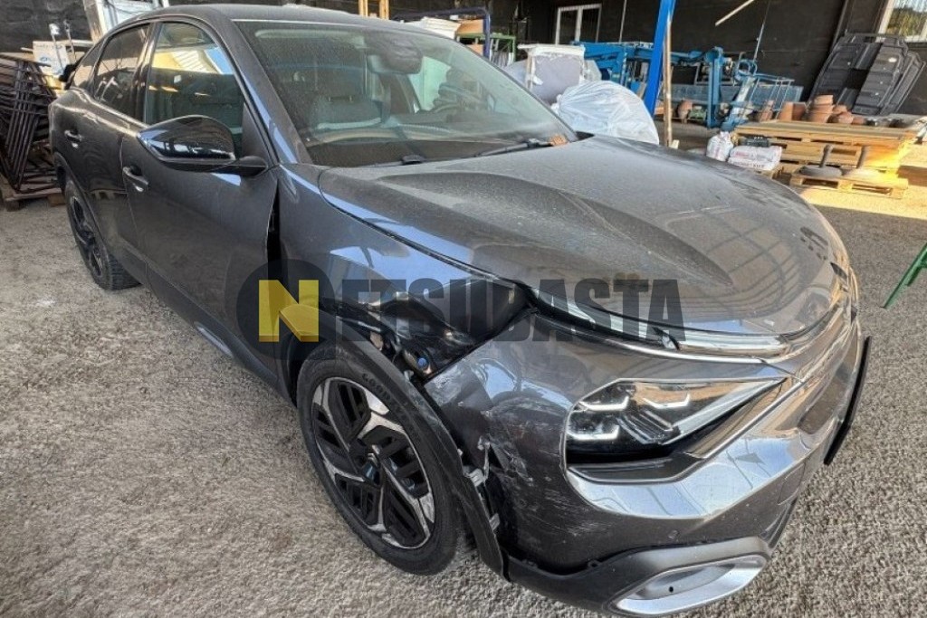 Citroën C4 1.2 PureTech EAT8 2024