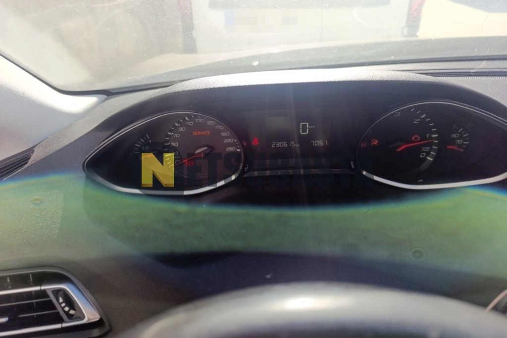 Peugeot 308 1.6 BlueHDi 2015