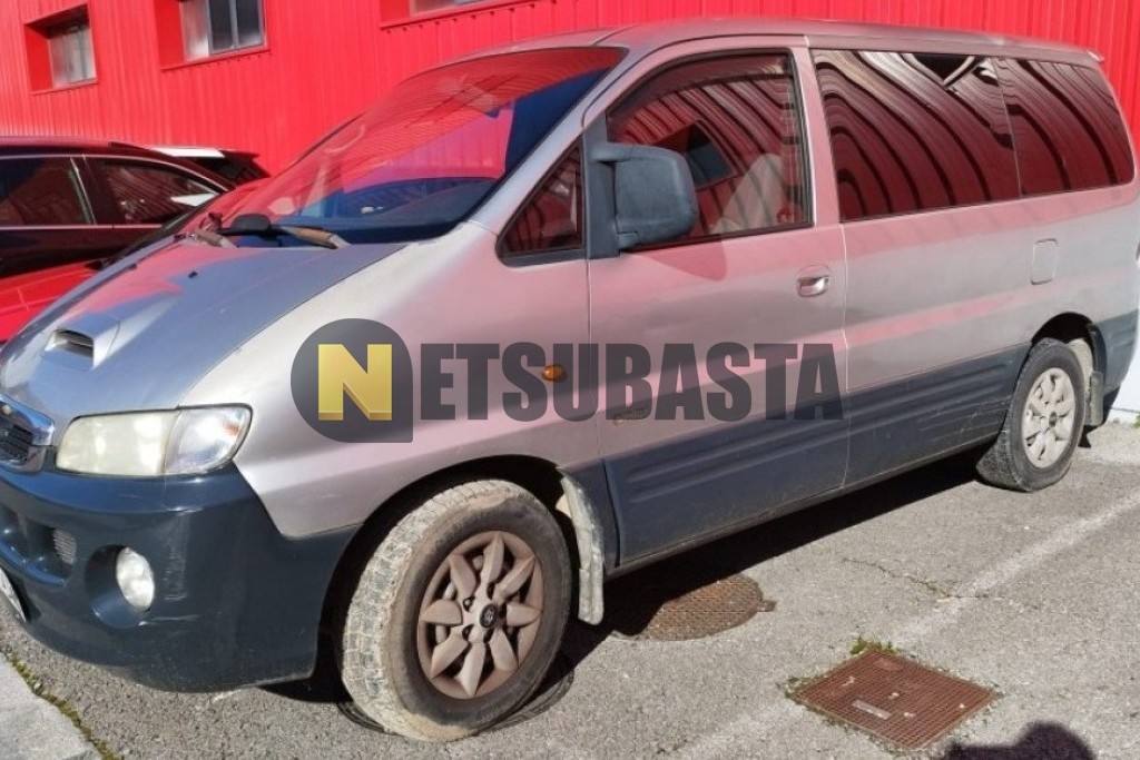 Hyundai H-1 2.5 CRDi 2005