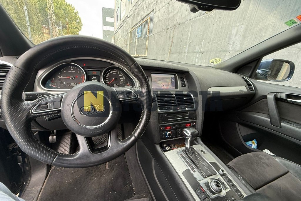 Audi Q7 3.0 TDI quattro tiptronic 8 vel. 2012