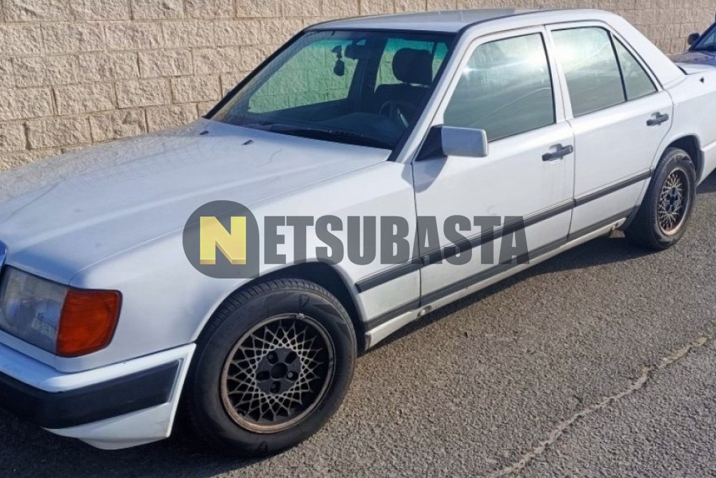 Mercedes-Benz 230E Aut. 1988