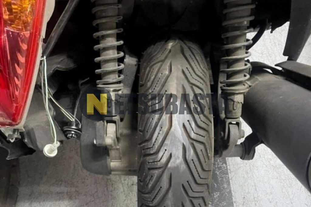 Suzuki BURGMAN 200 Executive 2012