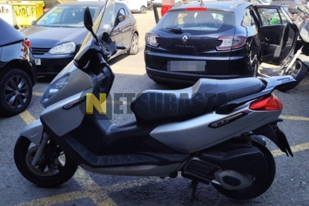 Piaggio X7 EVO 125 ie 2012