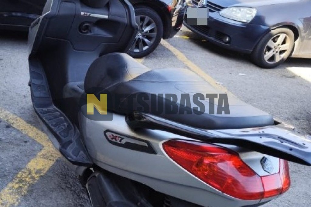 Piaggio X7 EVO 125 ie 2012