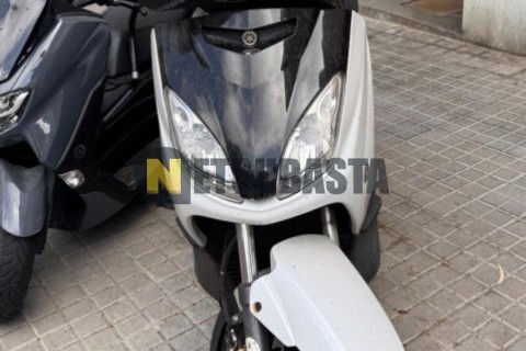 Yamaha X-Max 125 2011