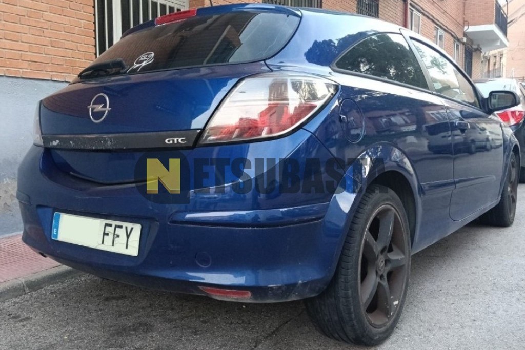 Opel Astra GTC 1.7 CDTi 2006