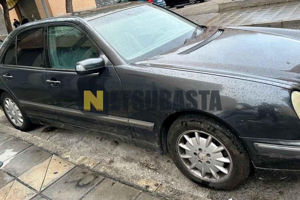 Mercedes-Benz E 240 2000