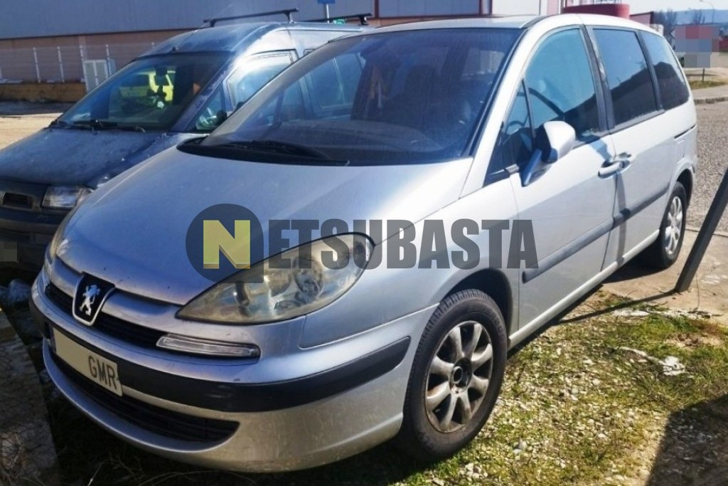 Peugeot 807 2.2 HDi 2002