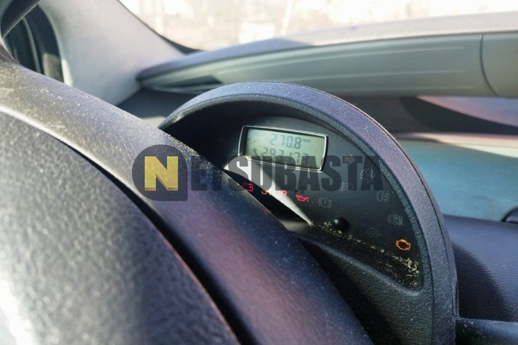 Peugeot 807 2.2 HDi 2002