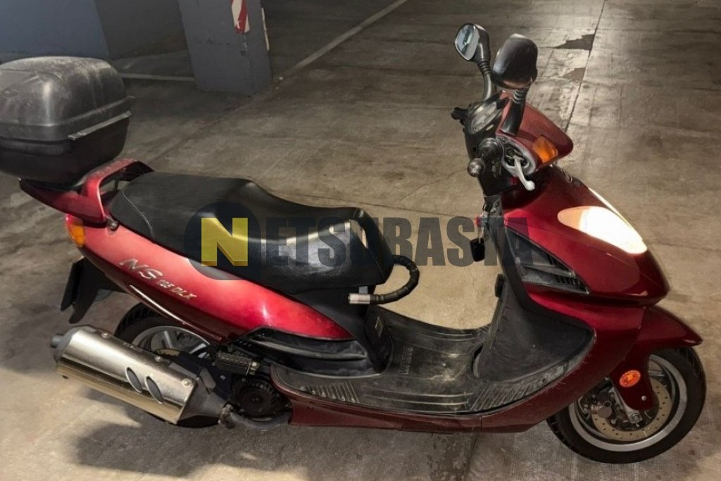 Daelim NS 125 DLX 2006