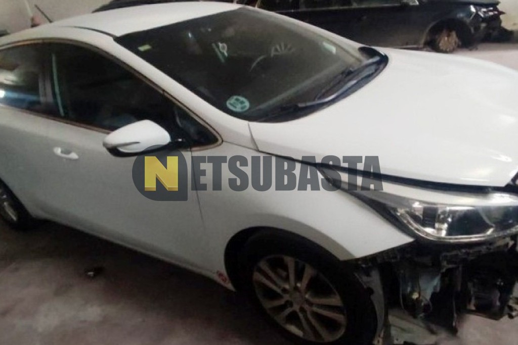 Kia Ceed 1.6 CRDi 2014