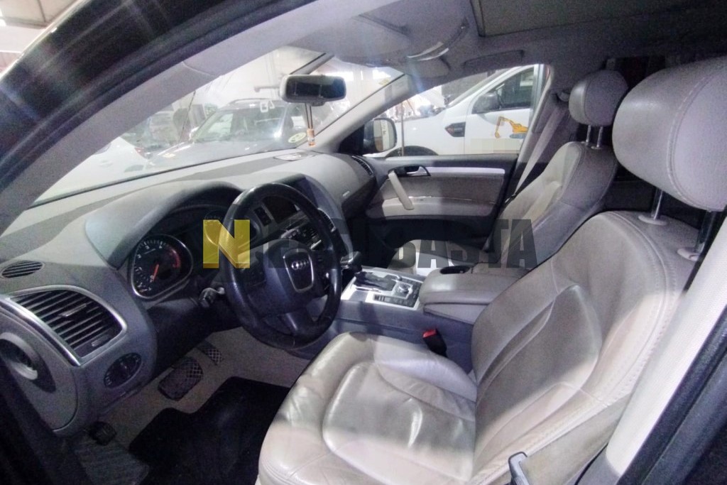Audi Q7 3.0 TDI quattro tiptronic 6 vel. 2006