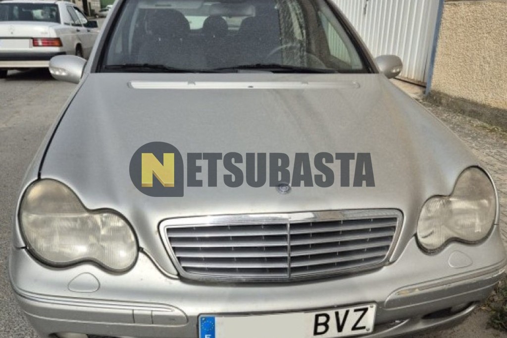 Mercedes-Benz C 220 CDI Familiar Aut. 2002