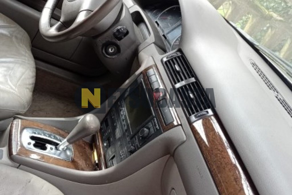 Audi A6 Avant 2.5 TDI multitronic 6 vel. 2004