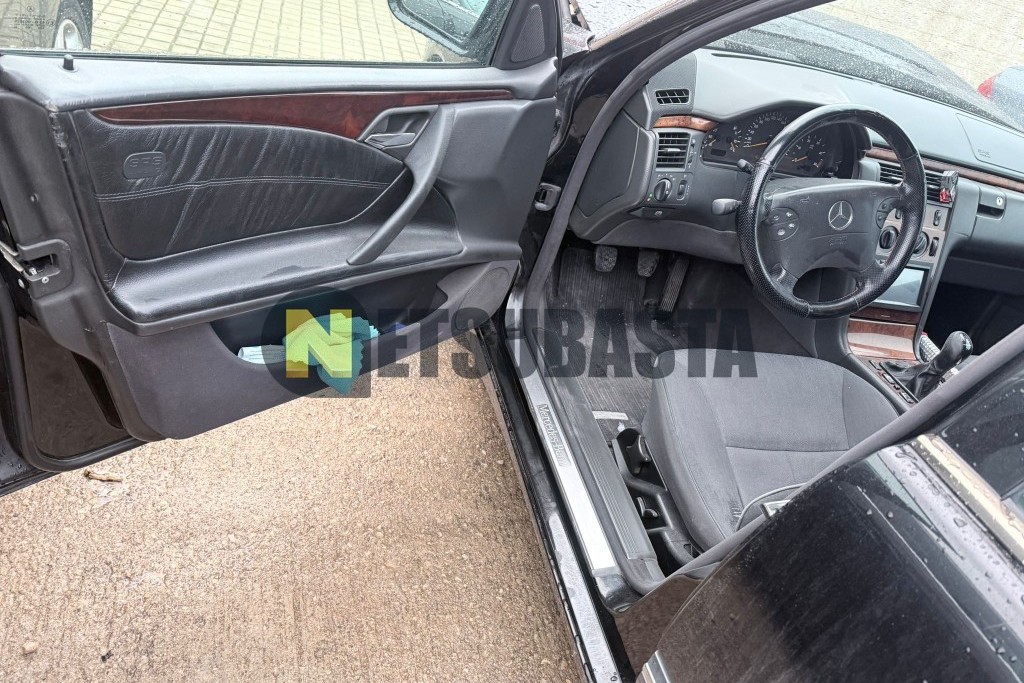 Mercedes-Benz E 270 CDI 2001
