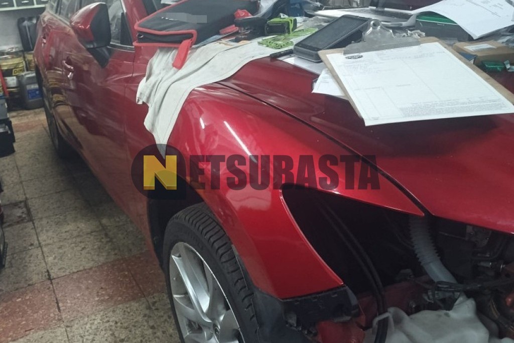 Mazda Mazda6 Wagon SKYACTIV-D 2.2 2013