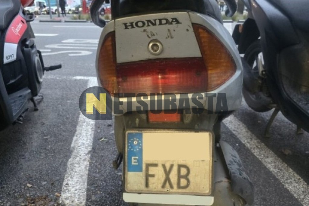 Honda SCV 100 LEAD 2007