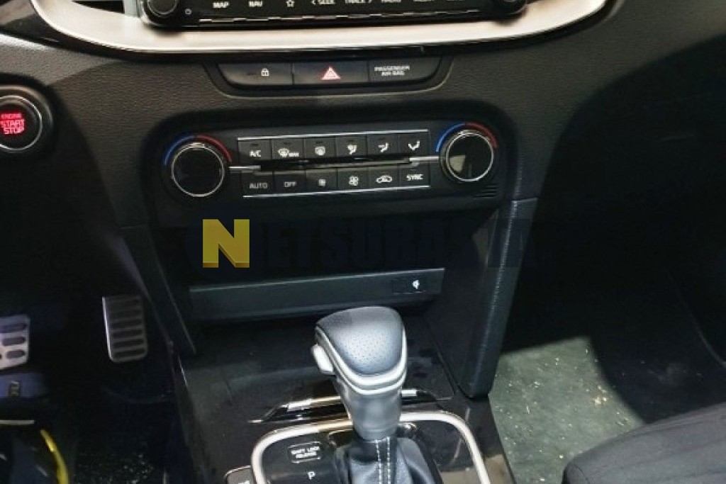 Kia Ceed 1.5 MHEV DCT 2025