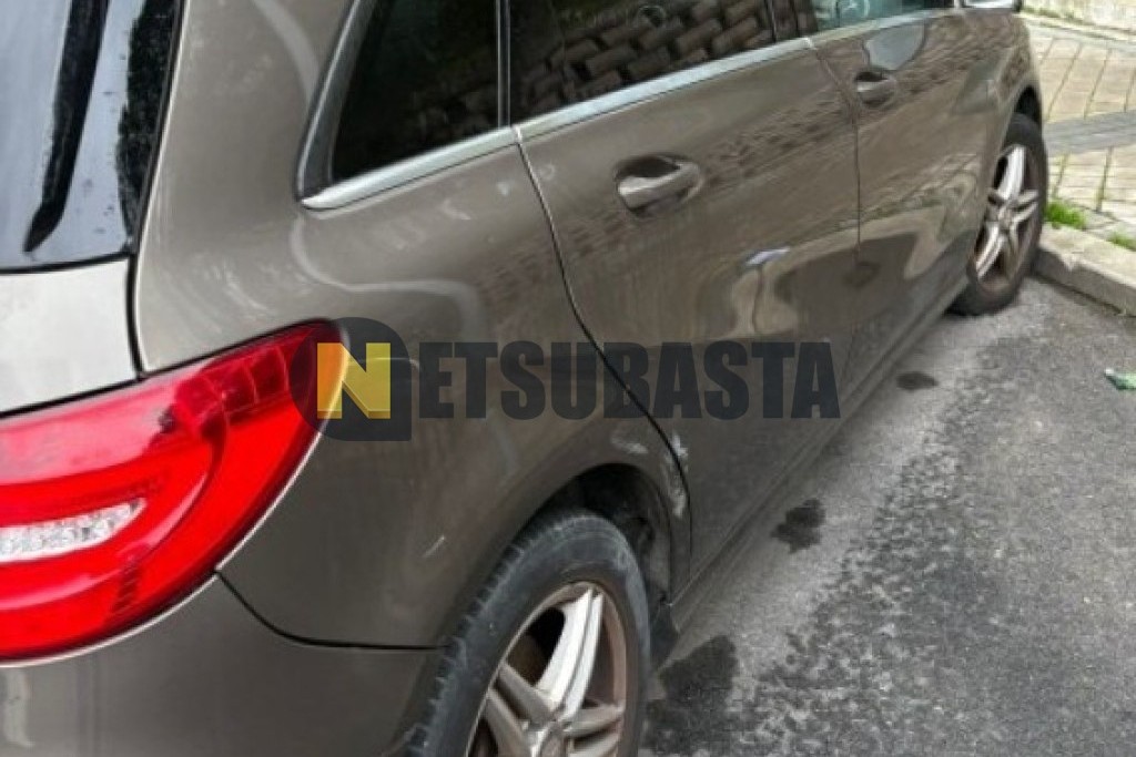 Mercedes-Benz B 200 CDI BlueEFFICIENCY 2012