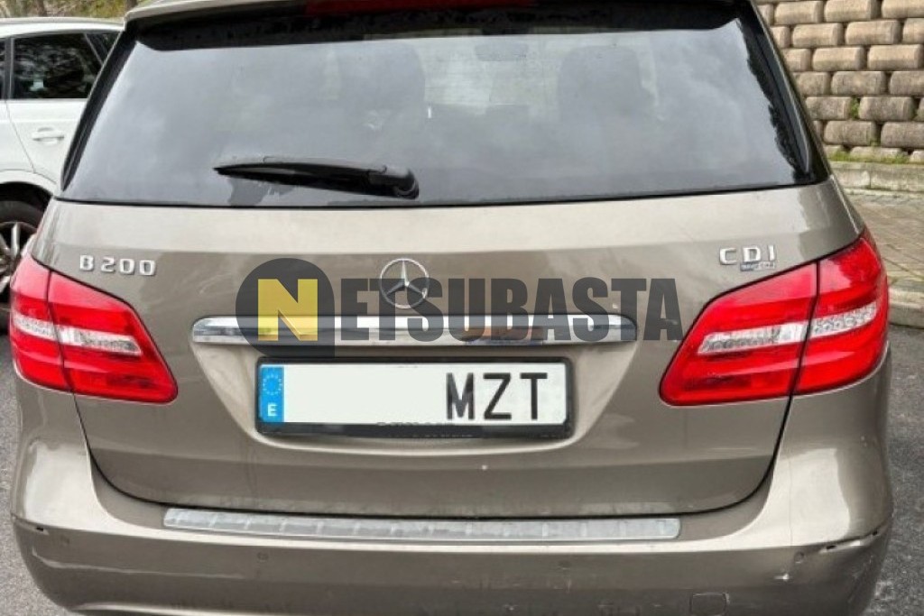 Mercedes-Benz B 200 CDI BlueEFFICIENCY 2012