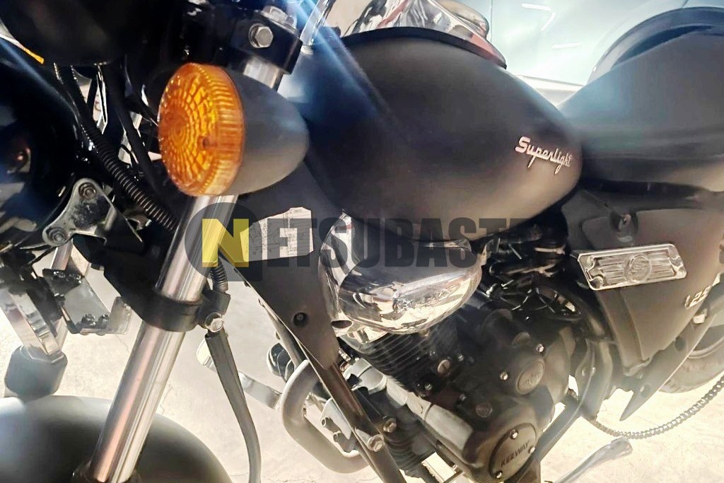 Keeway Superlight 125 2012