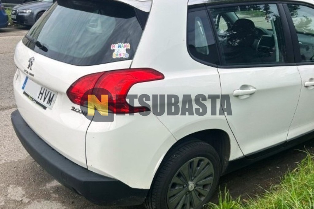 Peugeot 2008 1.2 VTi 2014