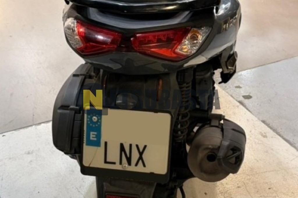 Yamaha NMAX 125 2021
