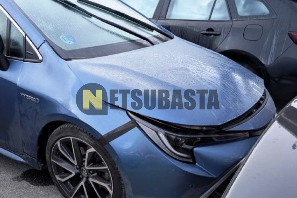 Toyota Corolla hybrid Touring Sports 180H 2019