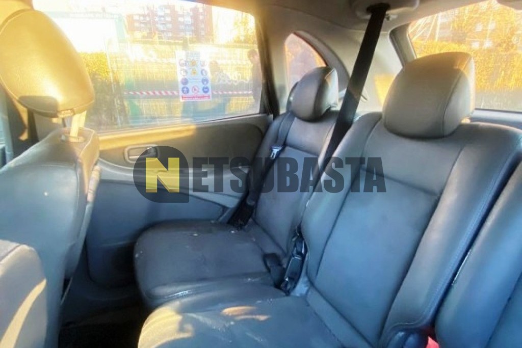 Nissan Almera Tino 2.2 dCi 2004