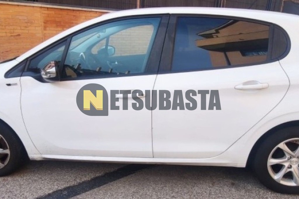 Peugeot 208 1.2 PureTech 2015