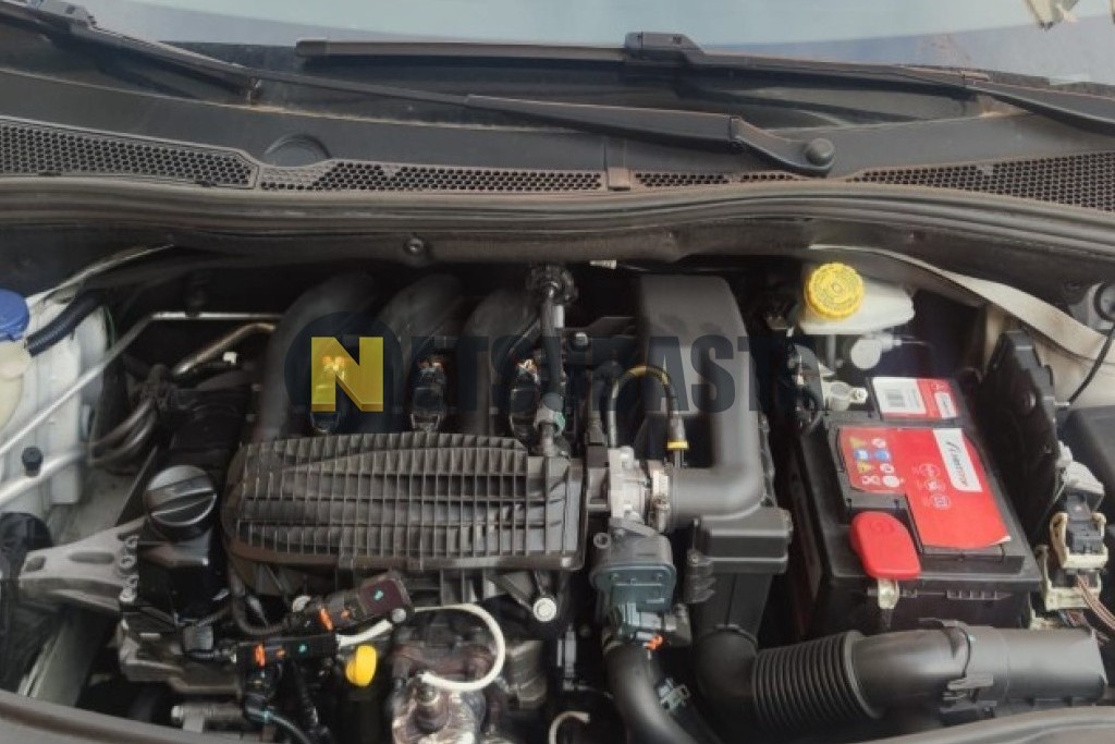 Peugeot 208 1.2 PureTech 2015