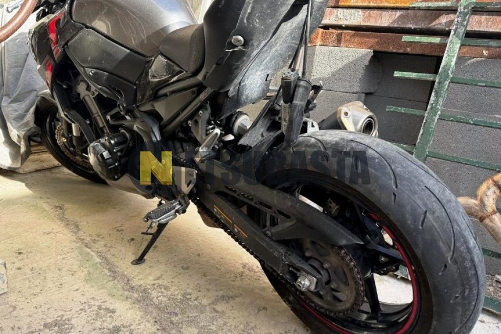 Kawasaki Z900RS 2023