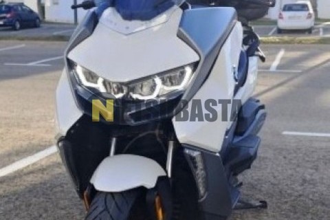 Benelli Leoncino 250 2020