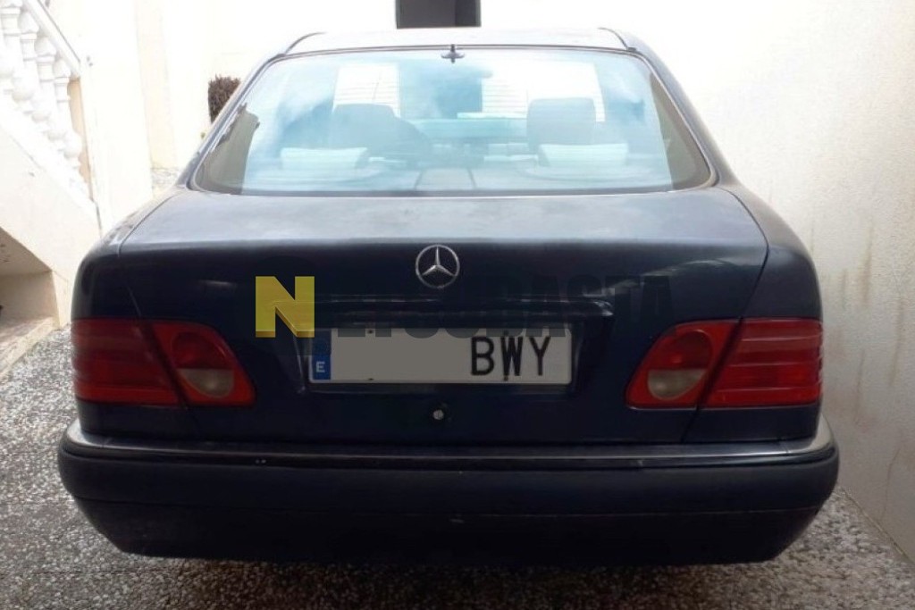 Mercedes-Benz E 300 D 1996
