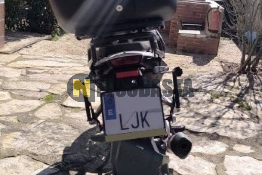 Benelli Leoncino 250 2020