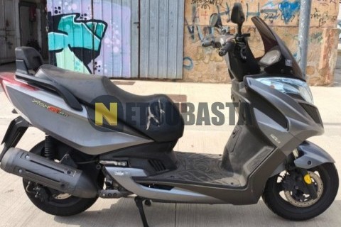 Benelli Leoncino 250 2020