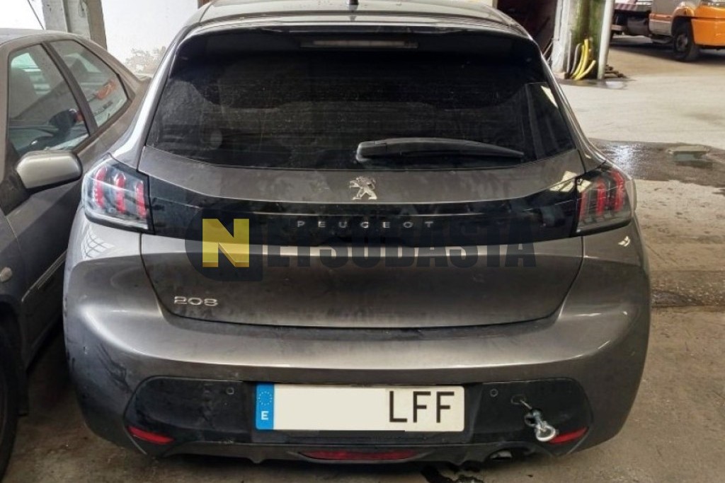 Peugeot 208 1.2 PureTech EAT8 2020