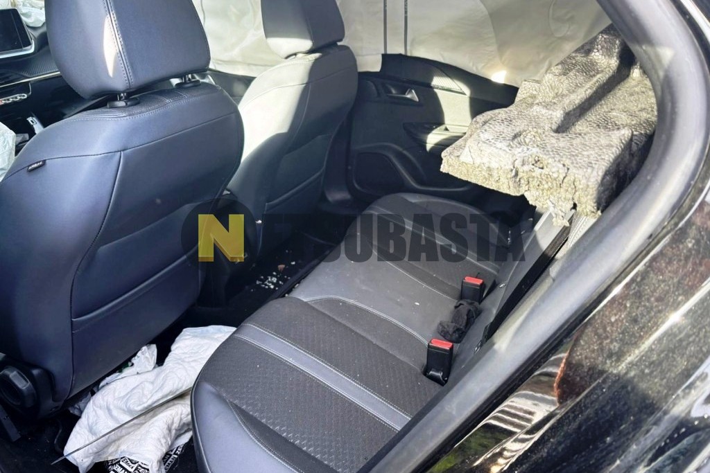 Peugeot 2008 1.2 PureTech 2020