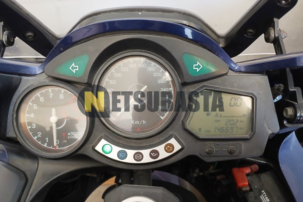 Yamaha FJR 1300 2004