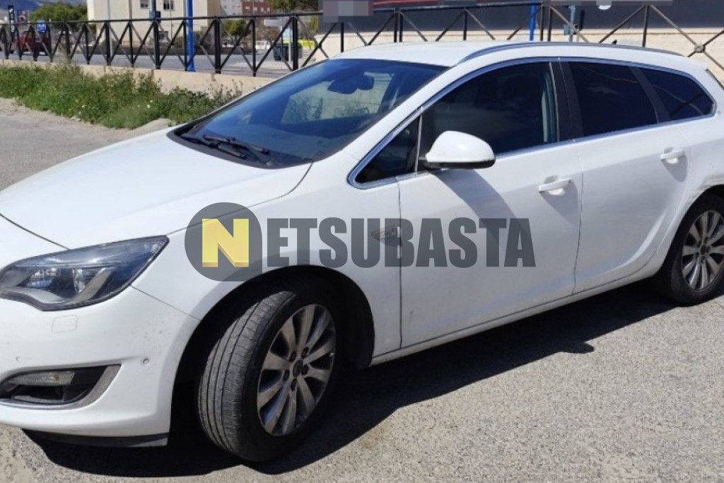 Opel Astra Sports Tourer 1.6 CDTI 2015