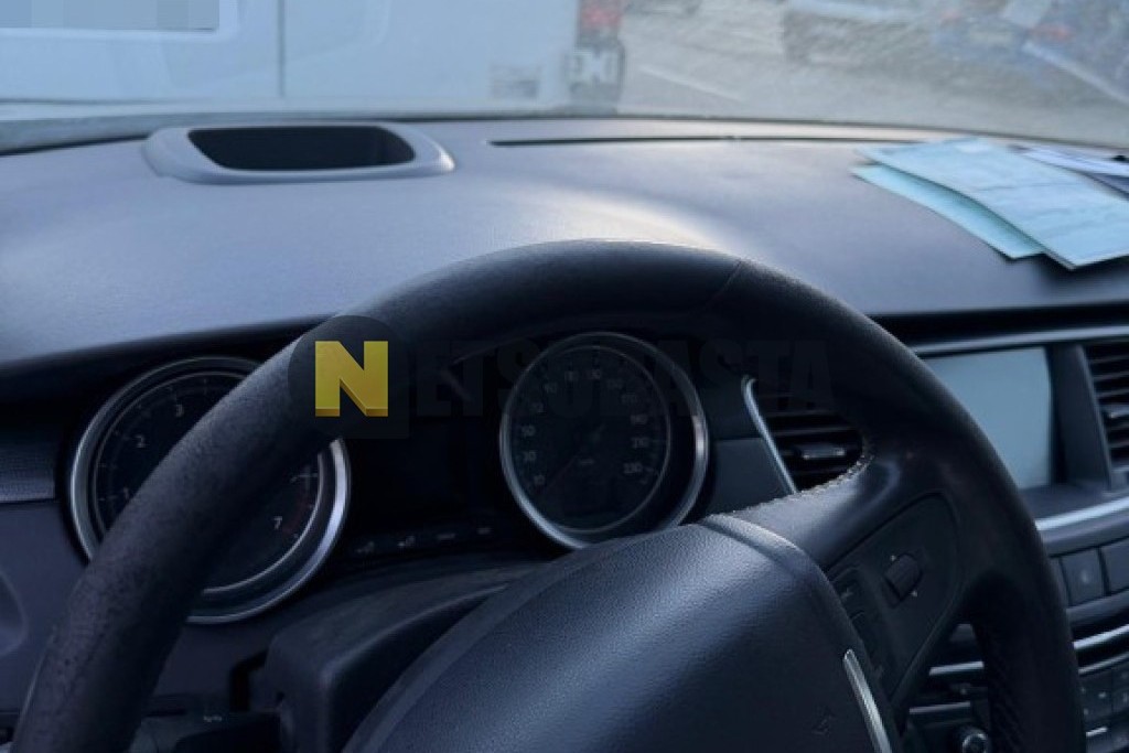 Peugeot 508 1.6 THP 2011