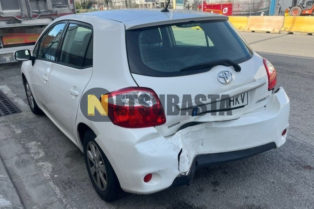 Toyota Auris 90D 2012