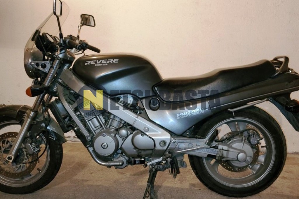 Honda NTV 650 REVERE 1990