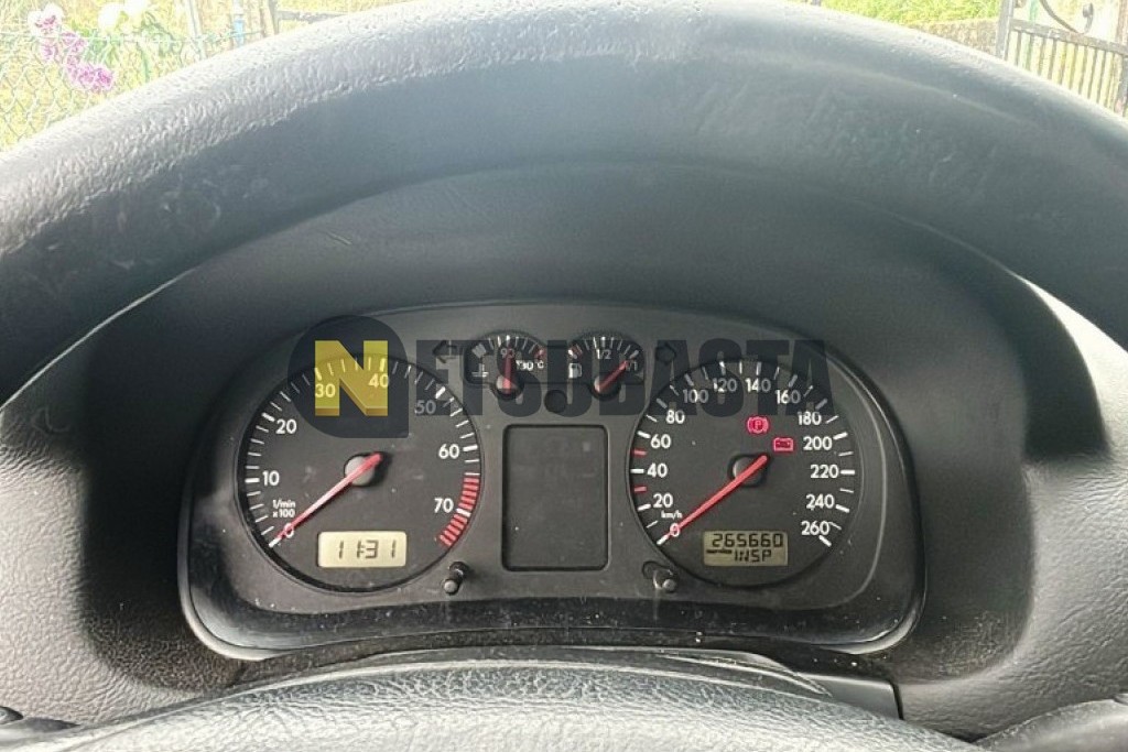 Volkswagen Golf 1.6 1998