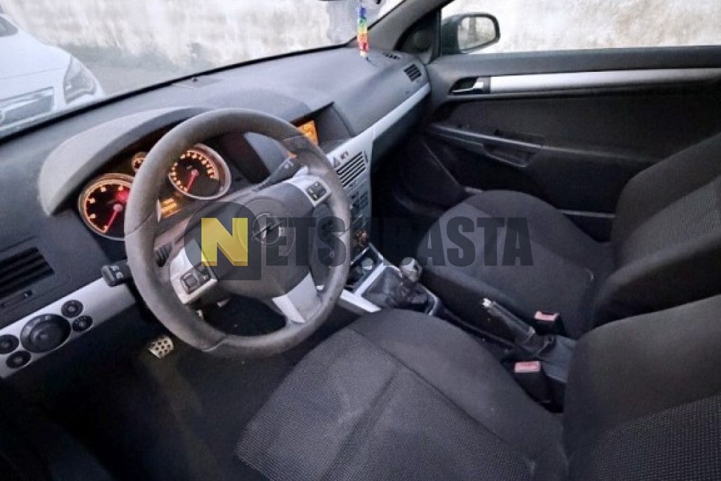 Opel Astra GTC 1.9 CDTi 2007