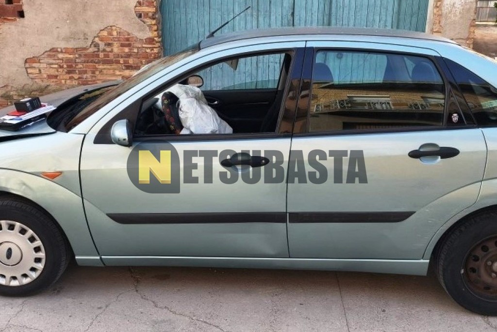 Ford Focus Sedan 1.8 TDdi 1999