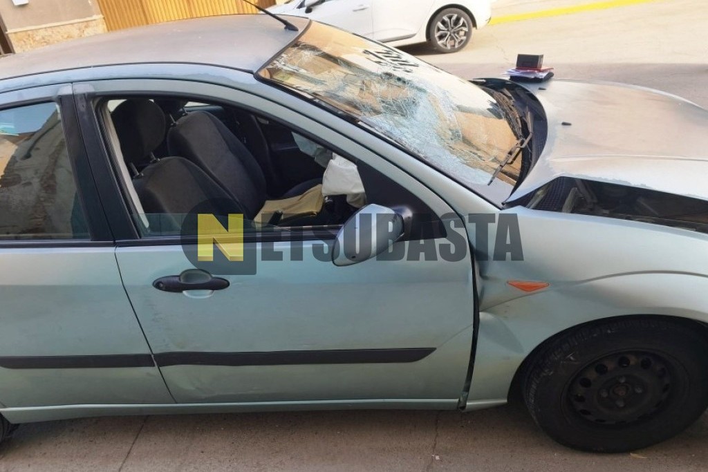 Ford Focus Sedan 1.8 TDdi 1999